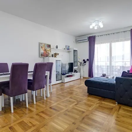 Belveder Apartment